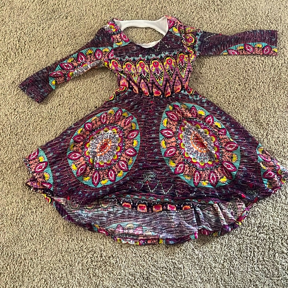 Super cute like new tween diva dress fits like a 12-14 girls size